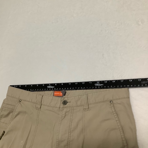 Merrell Men’s Tan Shorts Size 36 Flaws - Picture 4 of 9